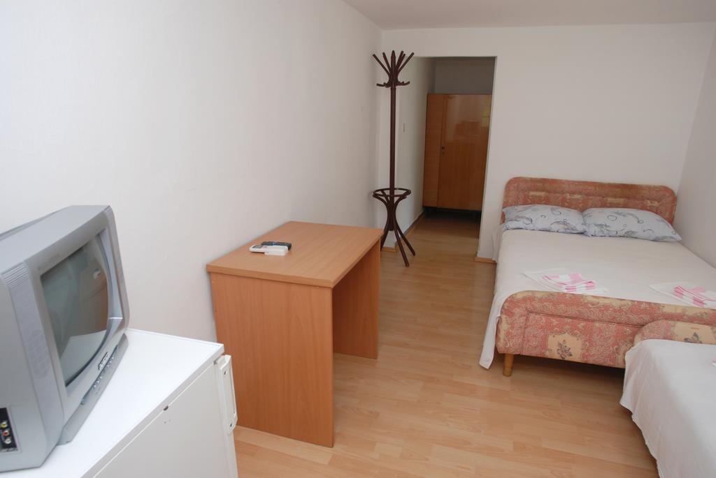 Apartments Slavica Rafailovici ブドヴァ 部屋 写真